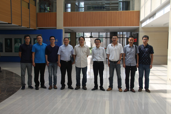 余承忠教授和邹进教授应邀访问福建物构所